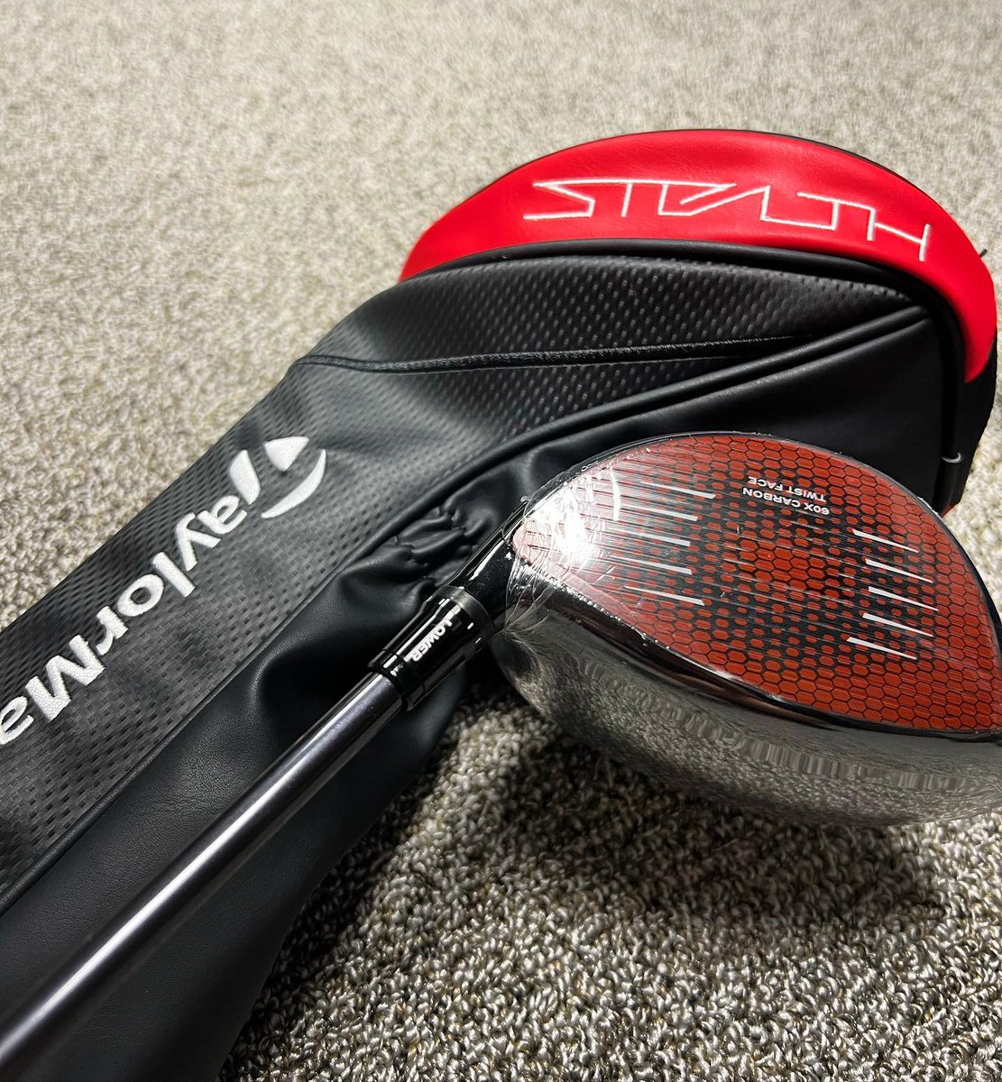 Shirley190124's tweet image. Ready for a new round! 🏌️♀️
The smell of new gear always feels like a fresh start.
#golfaddict #golflife