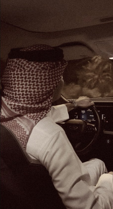 نَـ tweet media