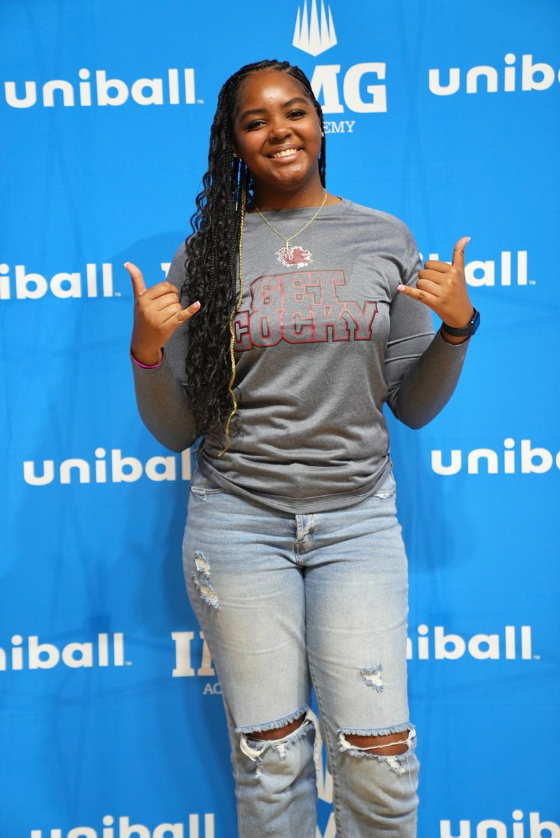 IMG Academy Basketball tweet media