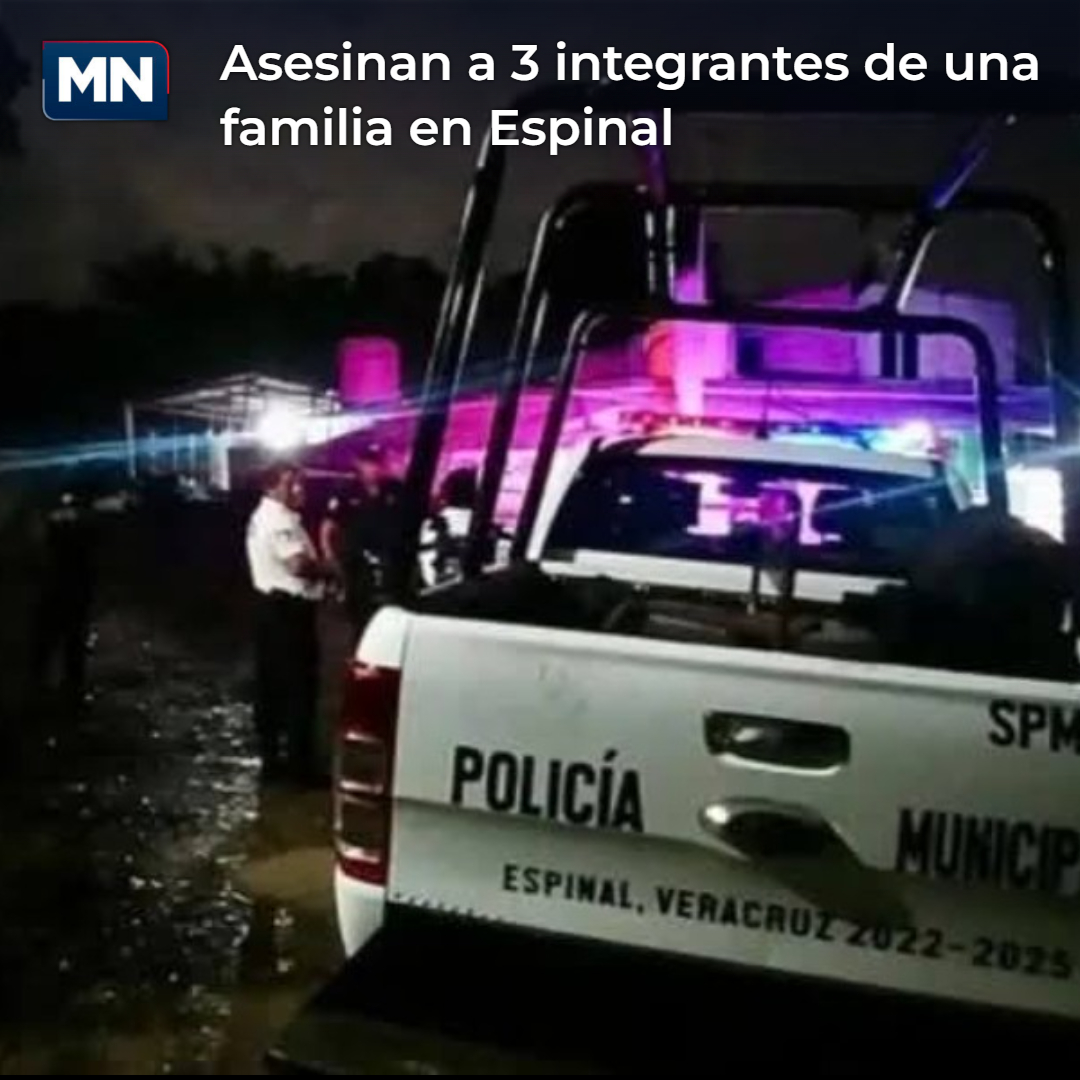 MeganoticiasXAL's tweet image. #MNXAL Asesinan a tres miembros de una familia en el municipio de #Espinal, en el lugar abandonaron narcomensaje

Más información en el link: t.ly/oPf9a