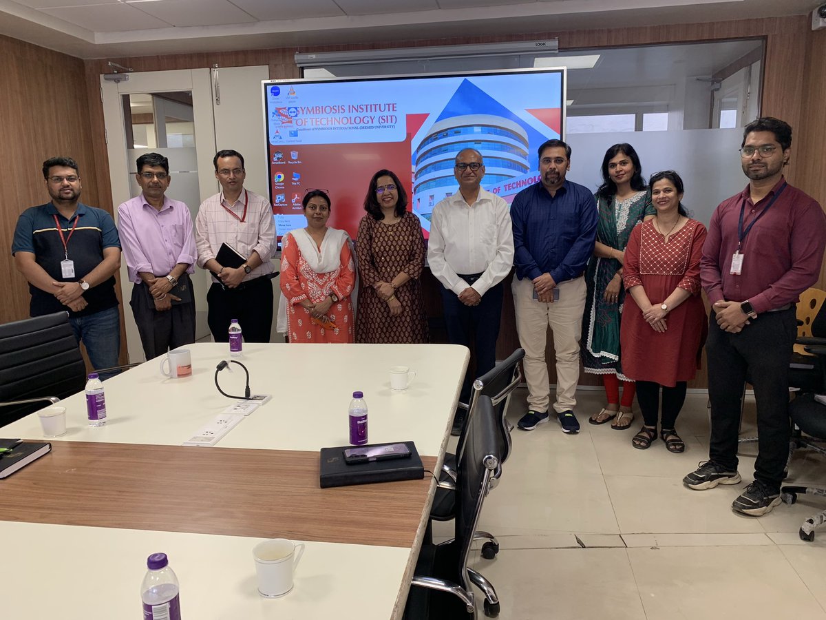 mpkolhe's tweet image. Truly honored to be hosted by the Internationalization Cell - @symbiosistweets at #Pune. The energy &amp;amp; enthusiasm for #sustainability were inspiring! Collaboration is key to advancing joint research, aligning with #Symbiosis’ vision of Vasudhaiva Kutumbakkam. #SDG17