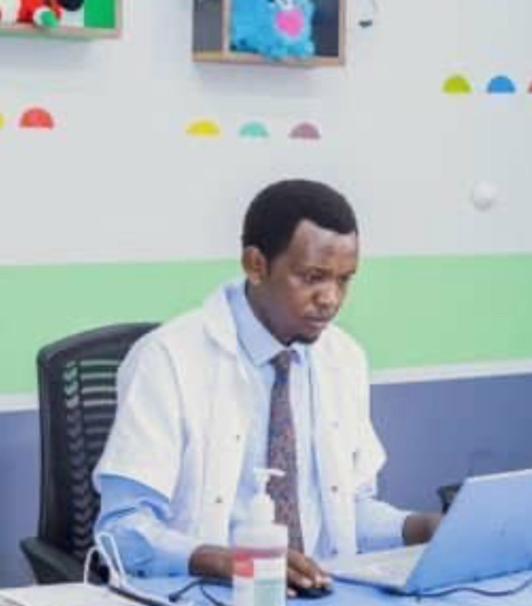 12amorFati's tweet photo. #DrPatrick arashobora kuvura #Bunyoni. #DrPatrick apfunguwe kuba #Tutsi, #Bunyoni apfungiwe inda ndende. Bamwe bipfuza kwerekana Ubuntu bwabo, tabariza iyo nzirakarengane irekurwe. Niyarekurwa, iraheza ivure #Baraba wanyu. A win win.
#FreeDrPatrick https://t.co/jAuh1BzAnZ