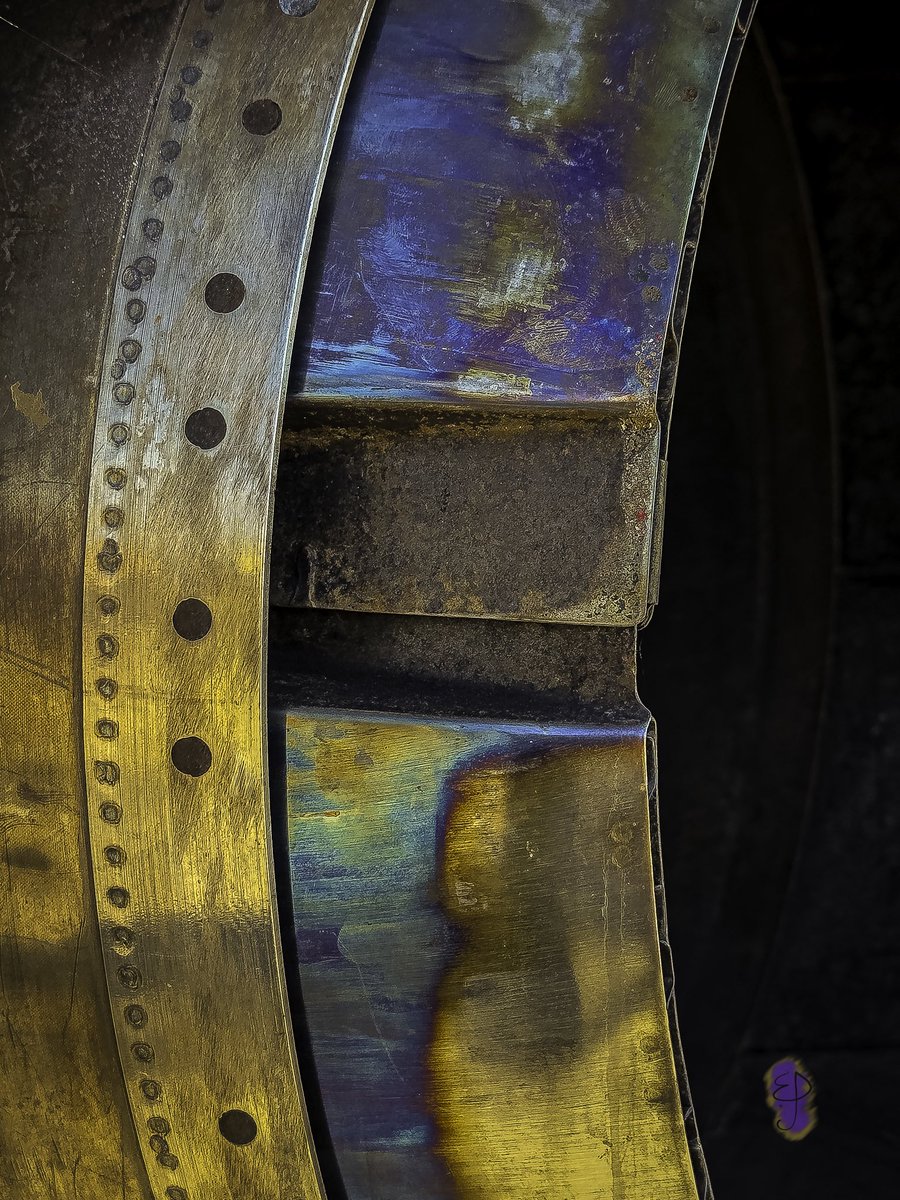 BoundlessDigi's tweet image. “Oxidized Thrust”

The outside edge of the engine exhaust of a MIG-17 at the @WarhawkMuseum 

#MIG #MIG17 #jet #engine #history