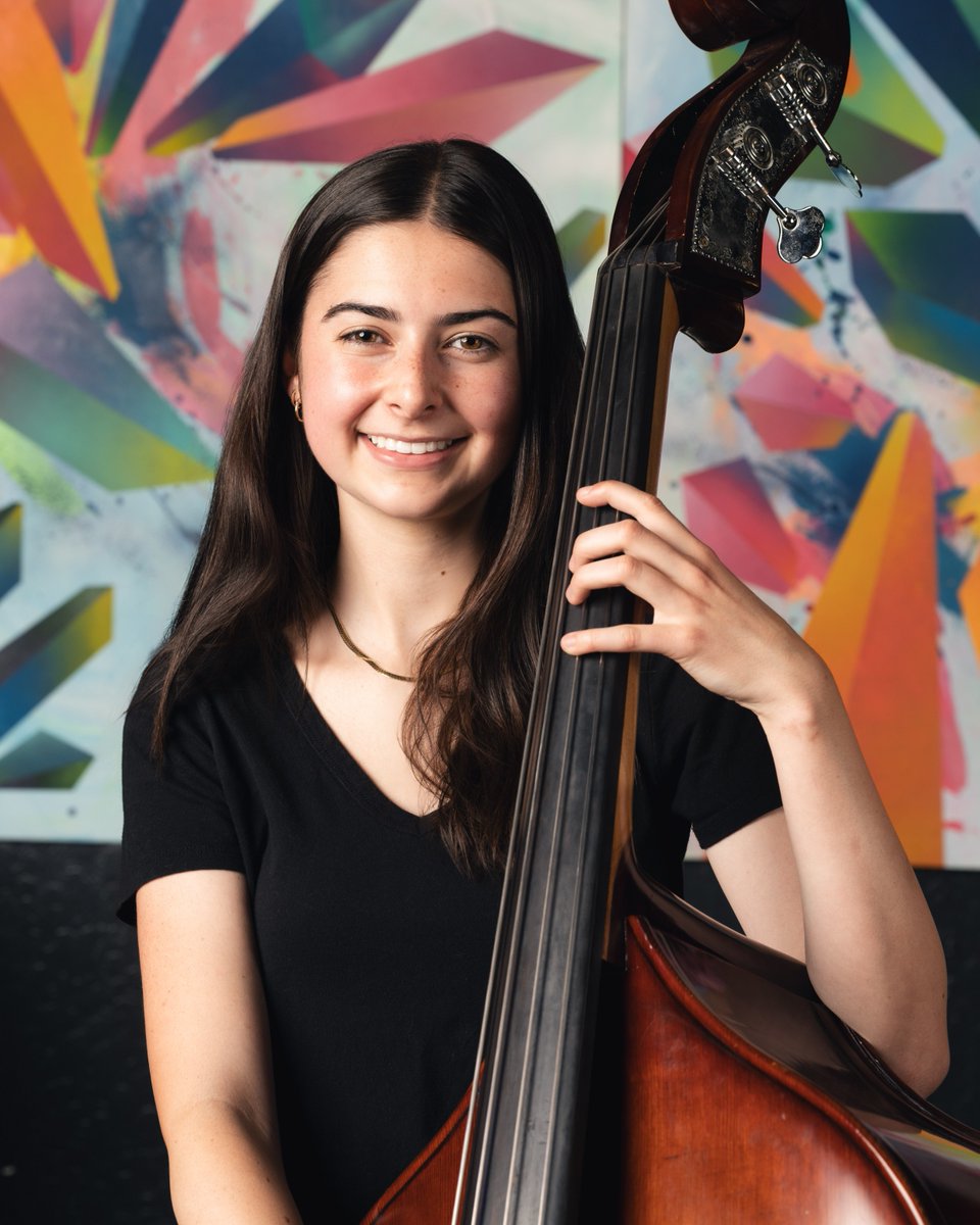 SJZ High School All Star bassist, pit orchestra bandmate, and jazz combo co-founder June McMahon credits HSAS for teaching her valuable lessons about leadership and listening skills.
#sjz #hsas #education
sanjosejazz.org/educations/hig…