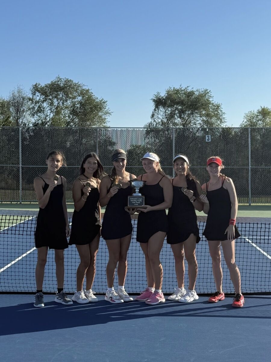 🎾 LEAGUE CHAMPIONS! 🎾
Lady Spartan Tennis are bringing home the LEAGUE TITLE!! 

🏅 Chanley/Hines – 1st Place Doubles, League Champs
🥈 Kali Keough – 2nd Place 
🎾 Tovar/Mendez – 8th Place Doubles
🎾 Izabella Hinst – 8th Place 

🖤❤️ #SpartanPride #LeagueChamps