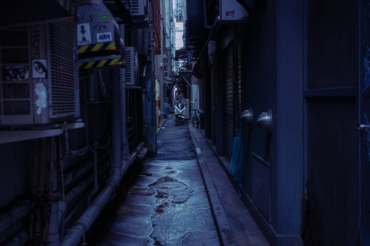 Japan trip- on Shinjuku Golden gai alley