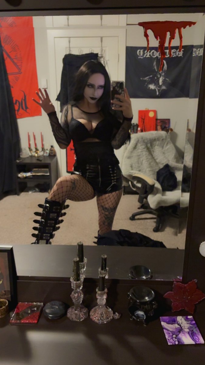 carriongremlin's tweet photo. https://t.co/kzp58lAP1I