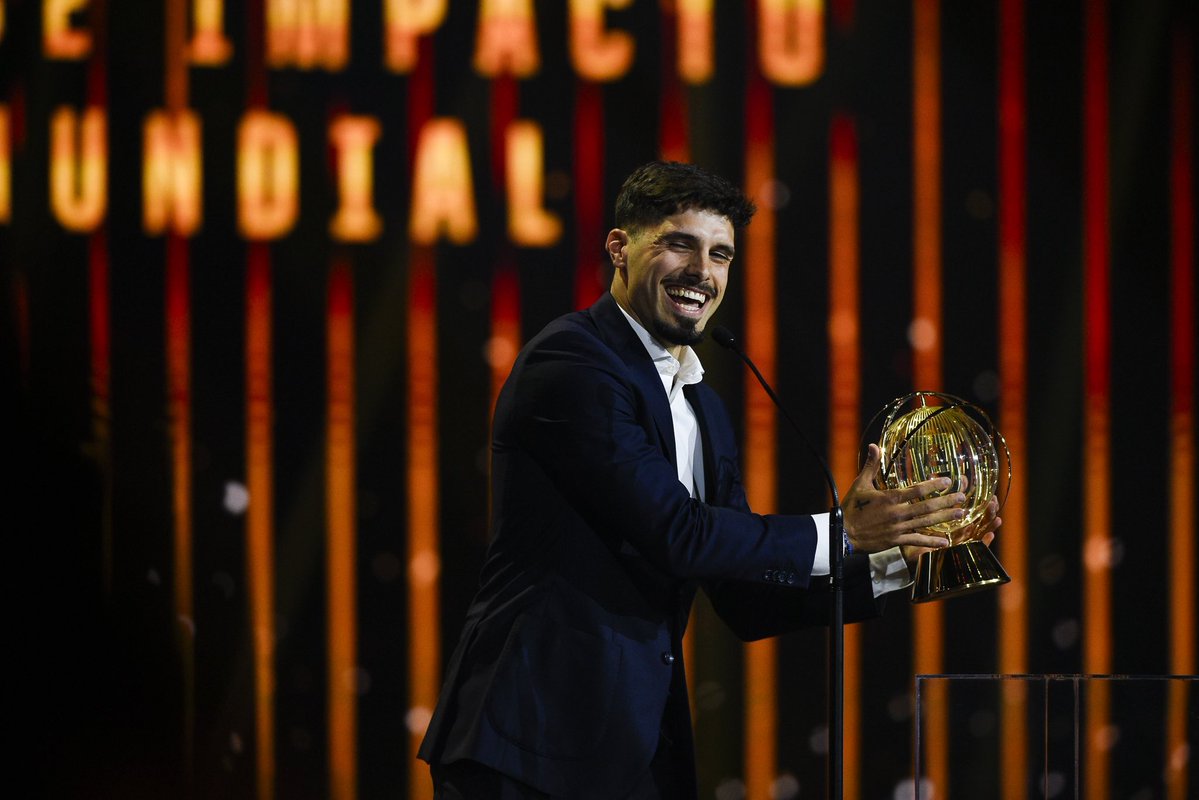 _gjr7's tweet image. Pedro Neto 🌟🌍 .
#PortugalFootballGlobes