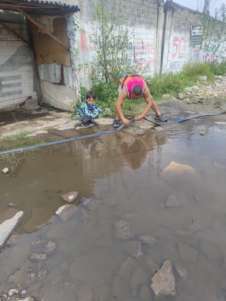 #DelfinaNoResuelve siguen sin  atención problemas como la falta de agua potable,drenaje, electrificaciones, infraestructura escolar y de salud, pago al personal médico, nulo apoyo a los productores del campo, pavimentaciones y el encoframiento de ríos de aguas negras.