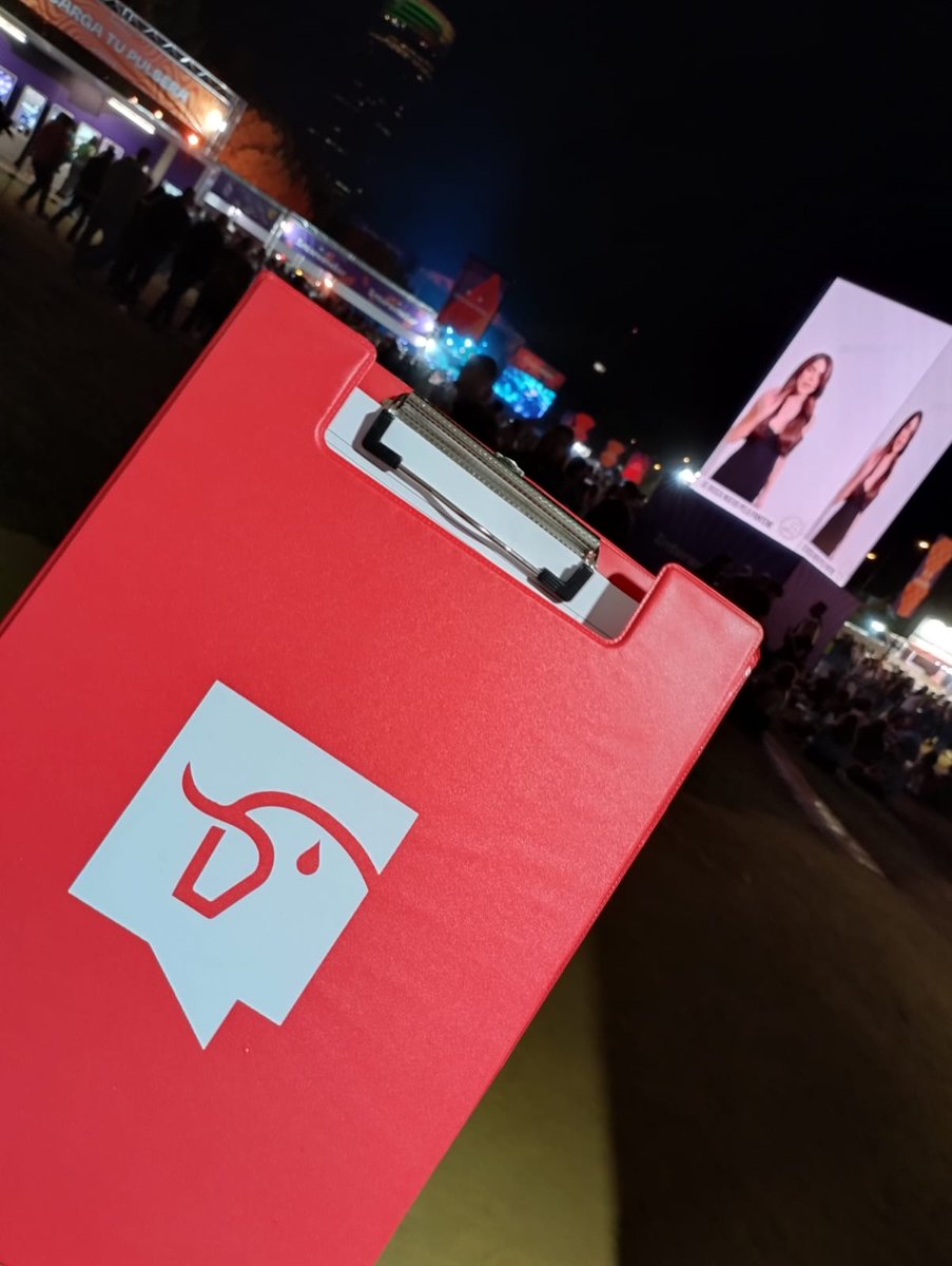 La cobardía del PSOE ha tumbado la iniciativa respaldada por cientos de miles de personas, pero esto no ha acabado, hemos sembrado semillas que algún día darán su fruto. Seguiremos trabajando por la abolición de la tauromaquia en cualquiera de sus versiones