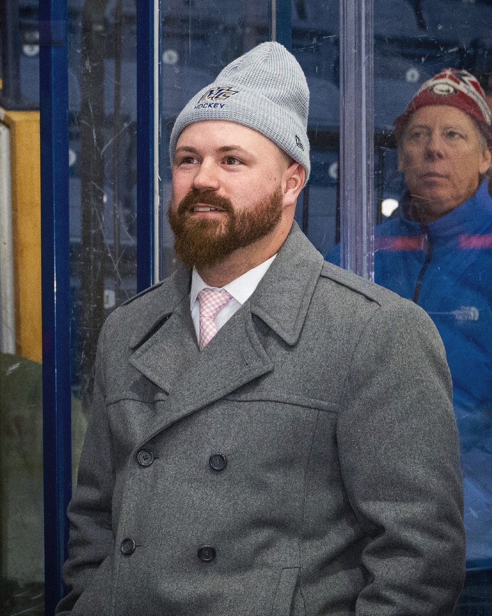Happy birthday Director of Hockey Operations, Bryce!🎂🎉

#GoMack x #TheWarriorWay