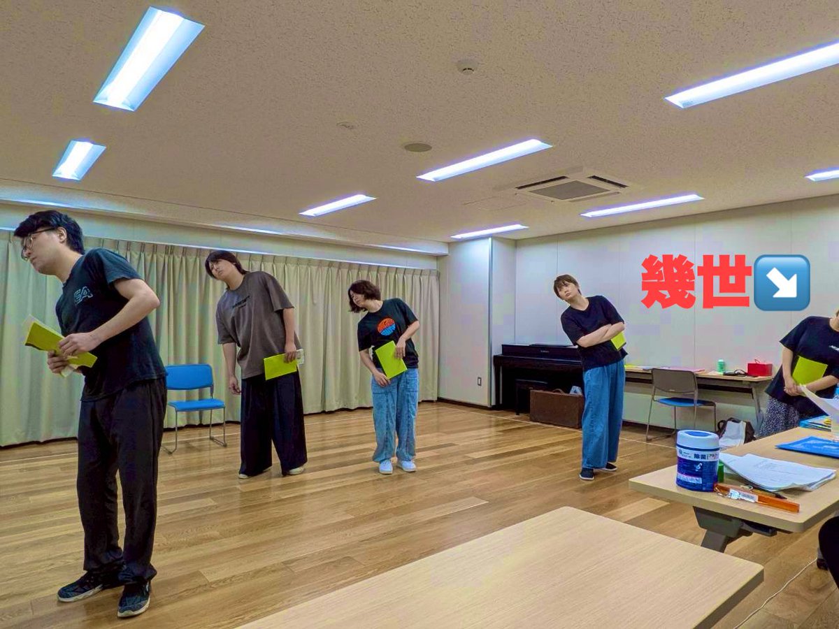naotonakazaki's tweet photo. 目線の先には何があるんでしょうか
このシーン可愛くて好きです

(幾世ぽん見切れててごめんね)

※以降のご���約、当日清算のみとなりますご留意ください
https://t.co/pLOFadWXdX

#ブリザードミュージック
#旋風計画 https://t.co/LaFJNCXXGN