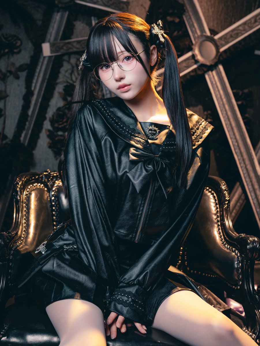 つくねさん着用アイテム】 IMVAL / Leather Sailor クラシカルな 