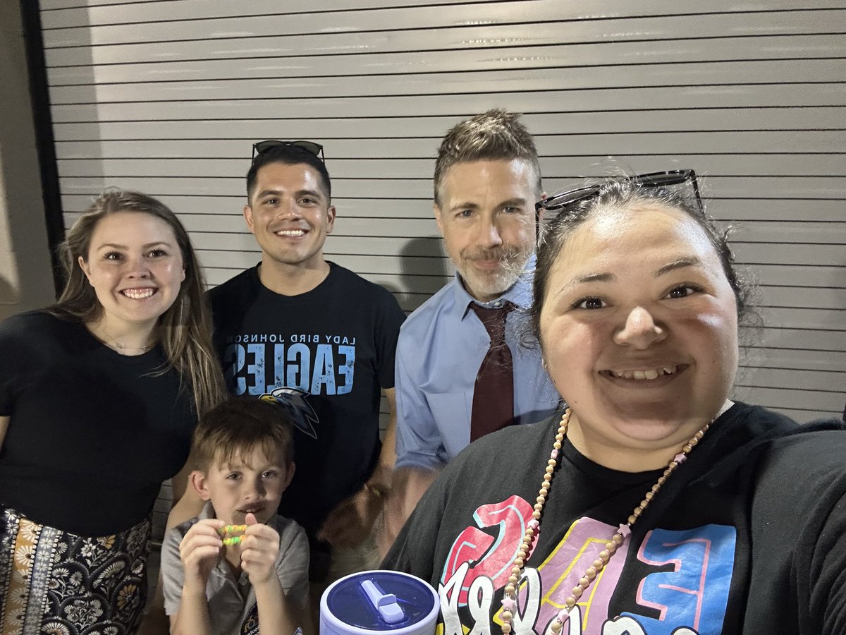Alyssa Wilken (@ms_wilken) on Twitter photo Just a little Eagle football game!!! 🦅🩵🏈💚 #ExcellenceInActon #myIrvingISD <a href="/IrvingISD/">Irving ISD</a> <a href="/IISDAthletics/">Irving ISD Athletics</a> Just a little Eagle football game!!! 🦅🩵🏈💚 #ExcellenceInActon #myIrvingISD <a href="/IrvingISD/">Irving ISD</a> <a href="/IISDAthletics/">Irving ISD Athletics</a>