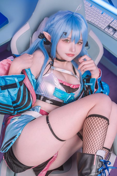 Twitterのコスプレ画像16