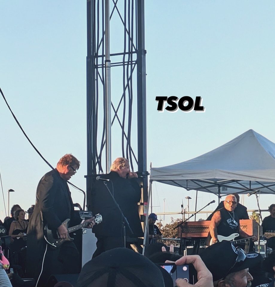 junestar182's tweet photo. @punk_inthepark was a blast! 
Got to see @descendents #TSOL #TheAdicts #ComebackKid @screechingweez and #Guttermouth https://t.co/ap8Y9HfRJJ