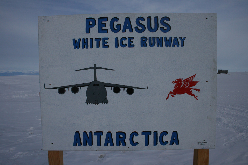 ron_eisele's tweet image. 8 October 1970. Lockheed Constellation C-121 &apos;Pegasus&apos; made a forced landing on unprepared terrain in bad weather at McMurdo Station, Ross Island, Antarctica. No injuries, the Constellation remains in-situ, half-buried in snow.