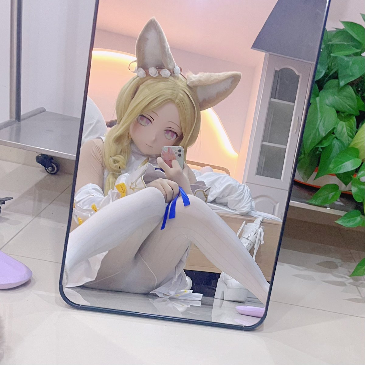 251002-圣娅
什么？挡住了？好啦挪开挪开了～