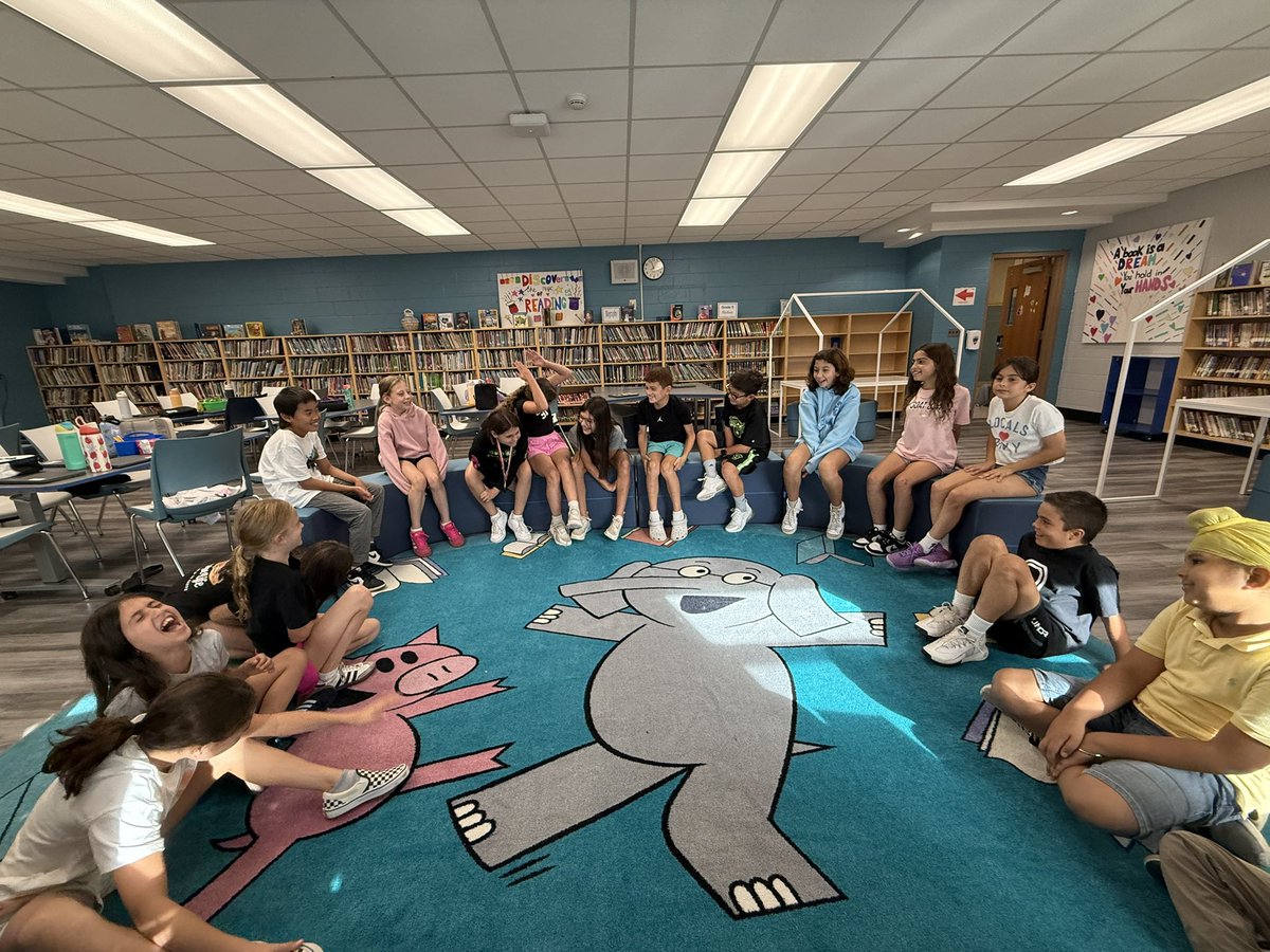 CCS Student Government tweet media