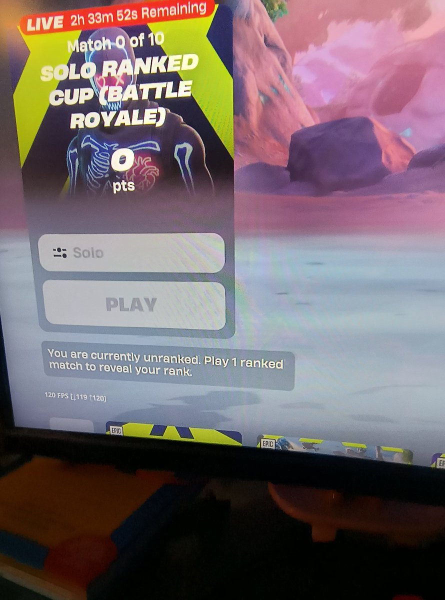 Influx_Zero's tweet photo. @FortniteStatus forgot to add this screenshots still won't let me enter the rank solos Battle Royale for the umbrella. It says I am on the rank as I am bronze 3 I don't see how that is possible. https://t.co/roN05zau2I