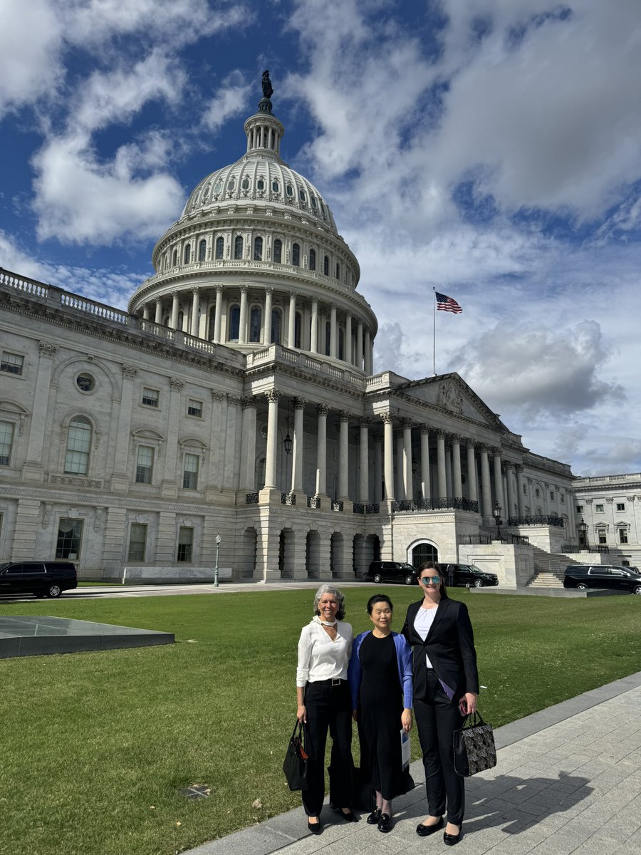 Christina M. Fink tweet media