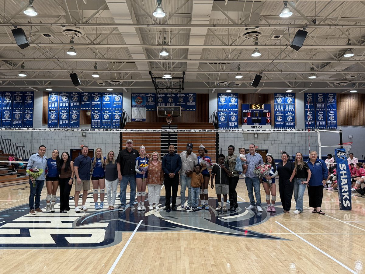 Lisa Harrison tweet media