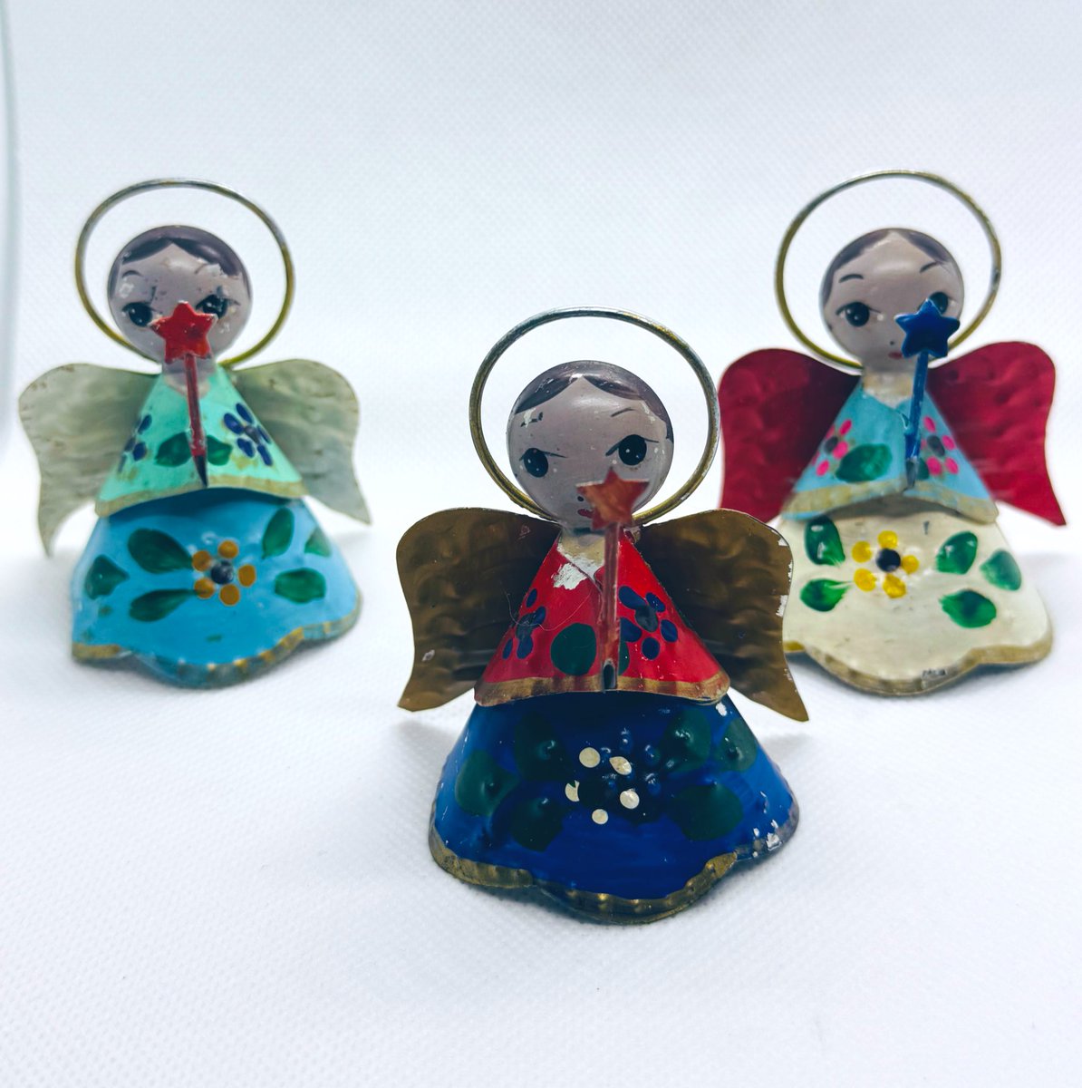 Myuniquemarket2's tweet image. Check out Vintage Handmade Punched Tin Metal Decorative Mexican Angel Figures, Set of 3 ebay.us/m/AHvyTr #eBay via @eBay
