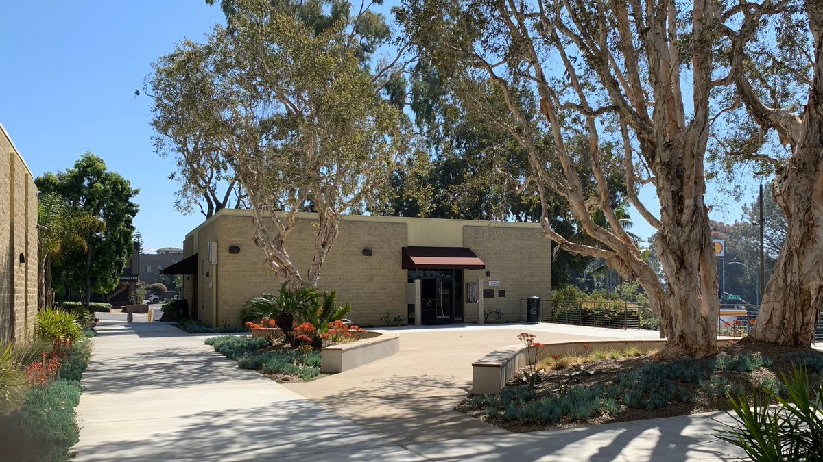 carlsbadcagov's tweet image. Today&apos;s #Carlsbad City Council meeting is just about to start. If you can&apos;t make the meeting you can:
-Watch on Spectrum channel 24 or AT&amp;amp;T U-verse channel 99
-Livestream on website: loom.ly/hbsl3GE
-Read agenda and staff reports: loom.ly/-yu_HdU
#getinvolved