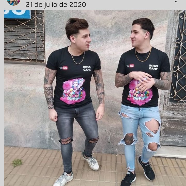 LaRitusneta's tweet photo. Estos dos chicos definitivamente hoy estarían orgullosos que mañana estoy por viajar a Brasil a ver al lcq🇧🇷..
El tiempo pasa , pero la pasión que tengo por esto nunca se irá...✨ https://t.co/Bwc35kmVyQ