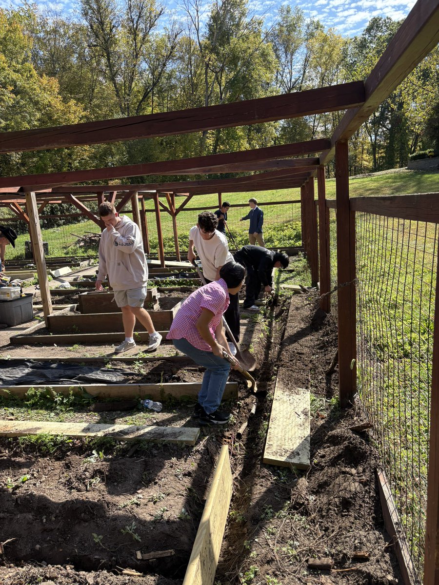 BHS_tradesclass tweet media