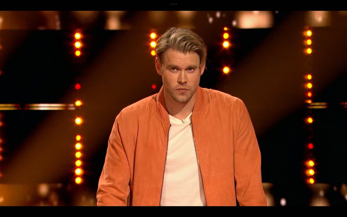 PCOBmidias's tweet photo. 📷|Screenshot do Chord Overstreet no  episódio do Celebrity Name That Tune.  Episódio, que foi ao ar na FOX em 6 de outubro de 2025. 2 https://t.co/RuEXyVqQbe