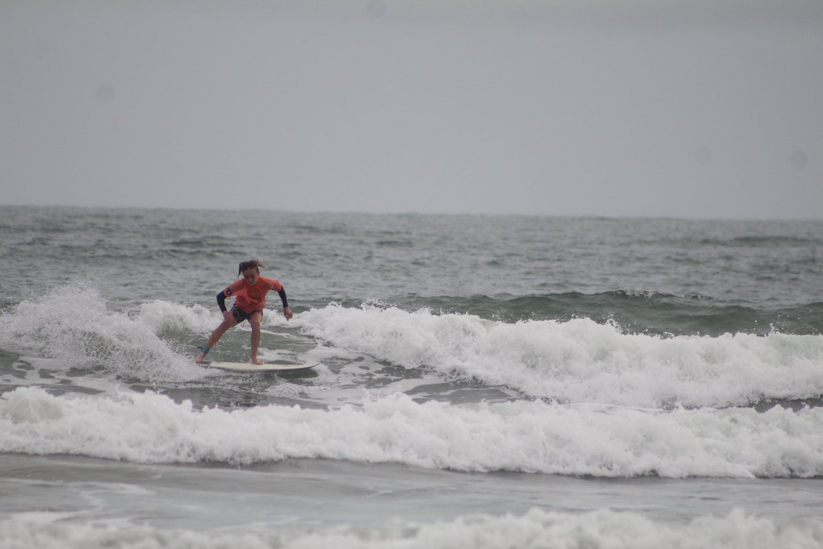 Caden_Shelt2's tweet image. 2nd and 4th place at Port A surf contest #surf #comp #athlete #viral