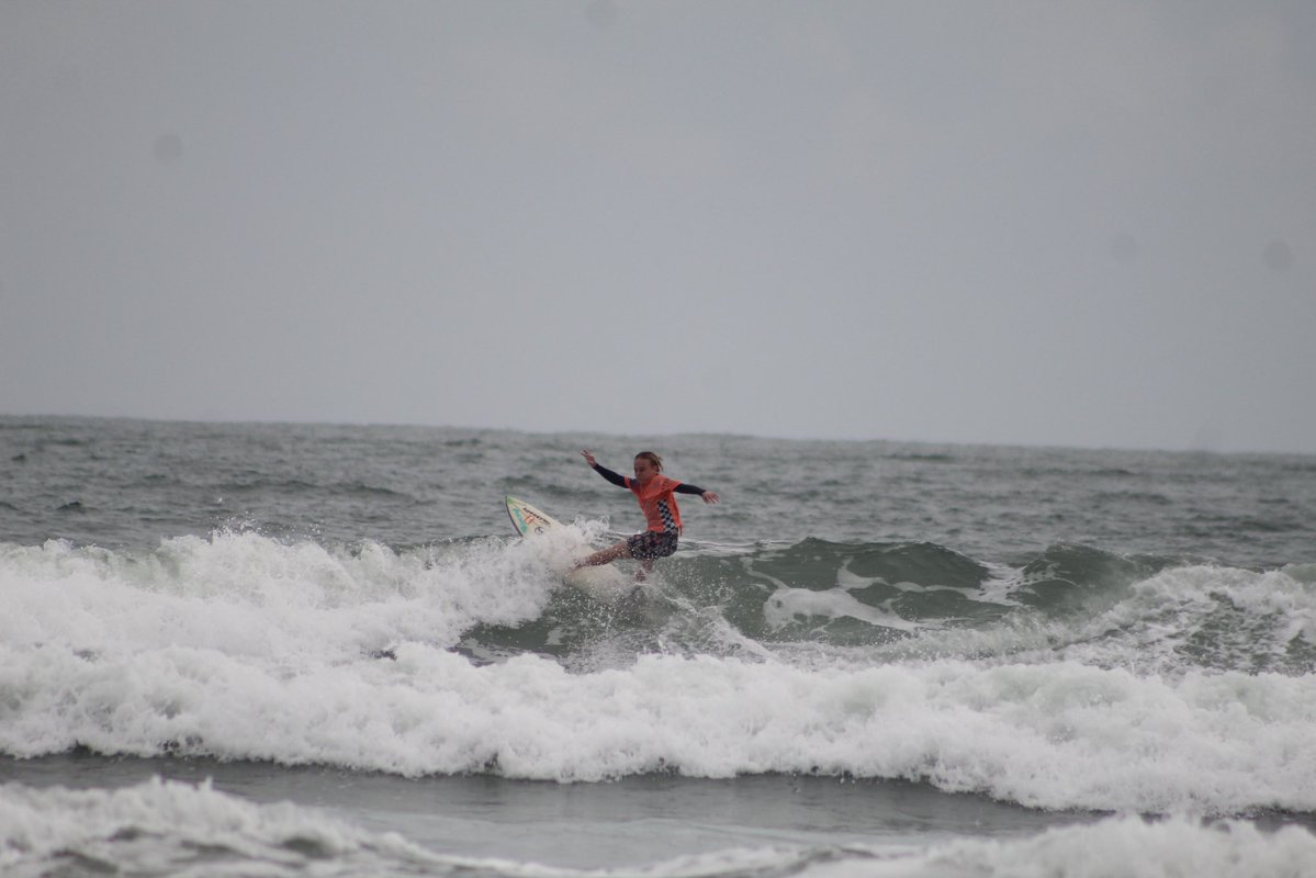 Caden_Shelt2's tweet image. 2nd and 4th place at Port A surf contest #surf #comp #athlete #viral