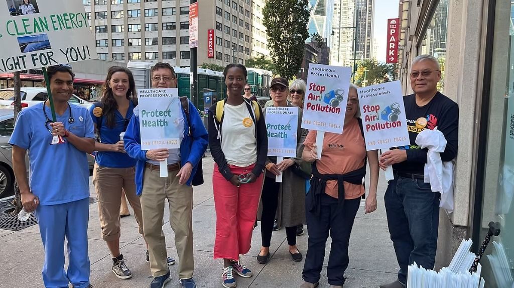 Only hours left! Stand with PSR PA to protect health and demand clean air for all. Make your Earth Gives gift now: buff.ly/Fn9z37W #EarthGives #CleanAir”