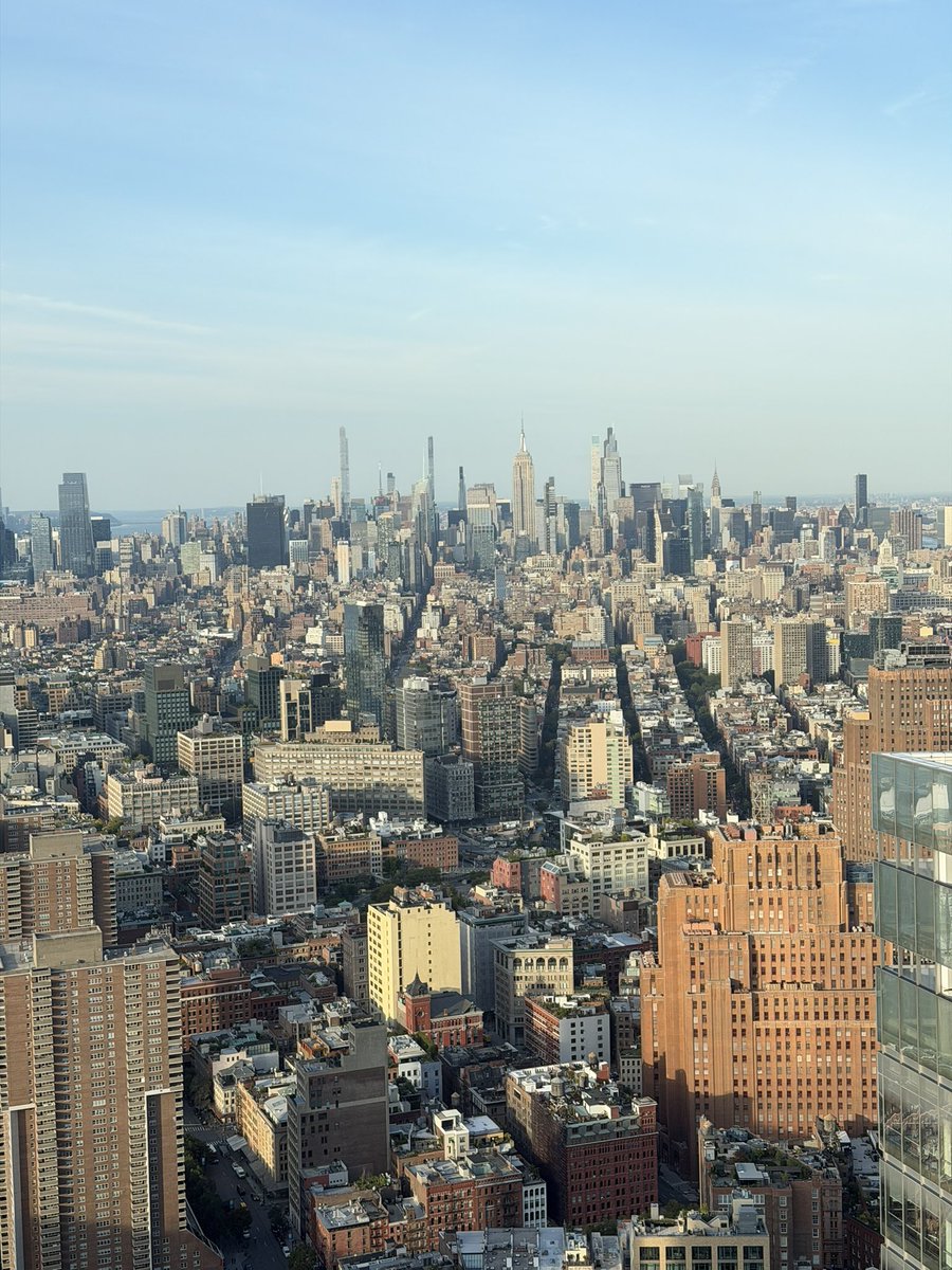 danielson7_'s tweet image. Views from Cloudflare NYC. Grateful for the time here this fall, now back to ATX