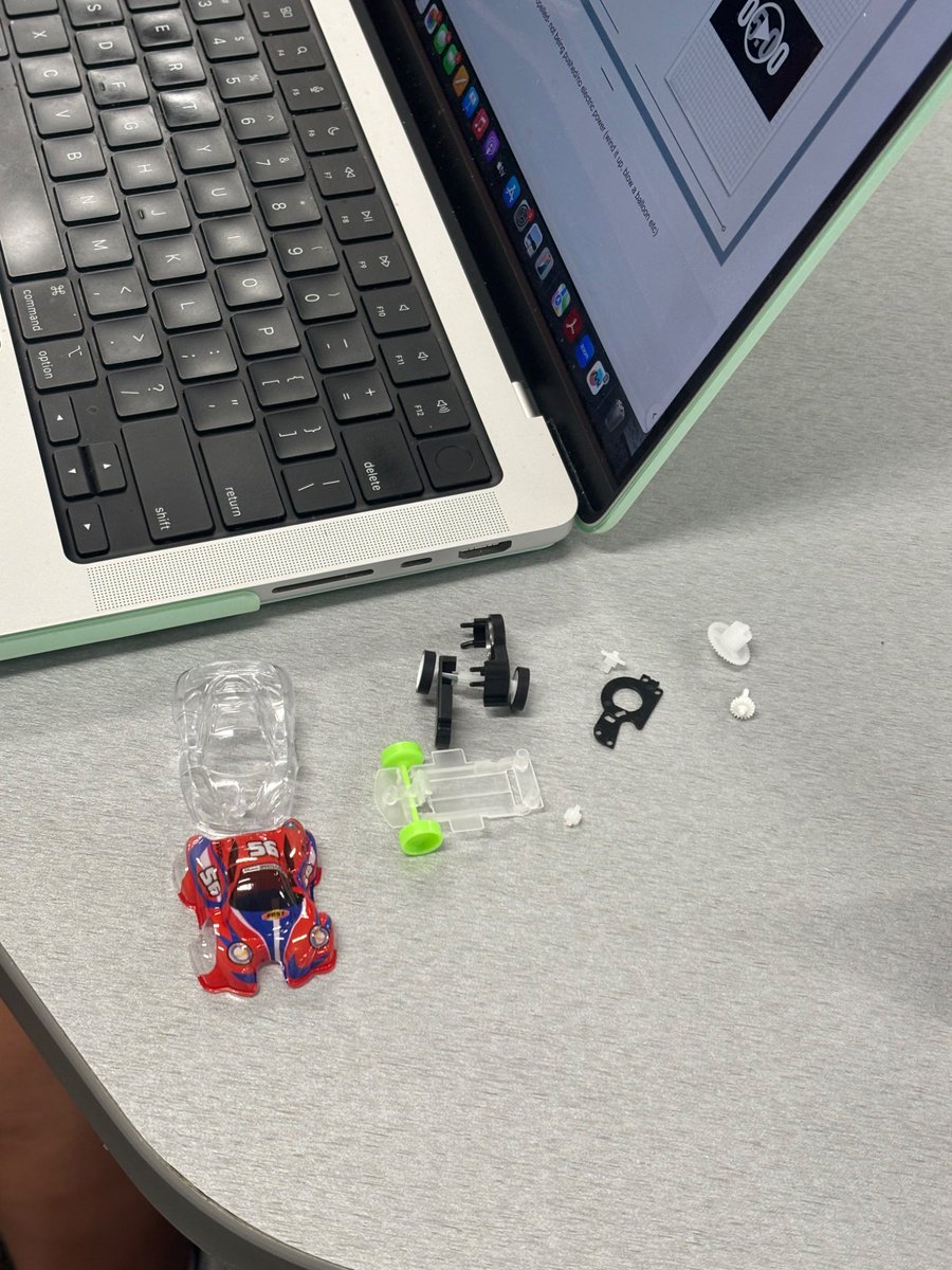 SwansonL16's tweet photo. We used reverse engineering and the engineering design process to design and build a self-propelled car. @NCStateCED https://t.co/TuyZ8r8VYd