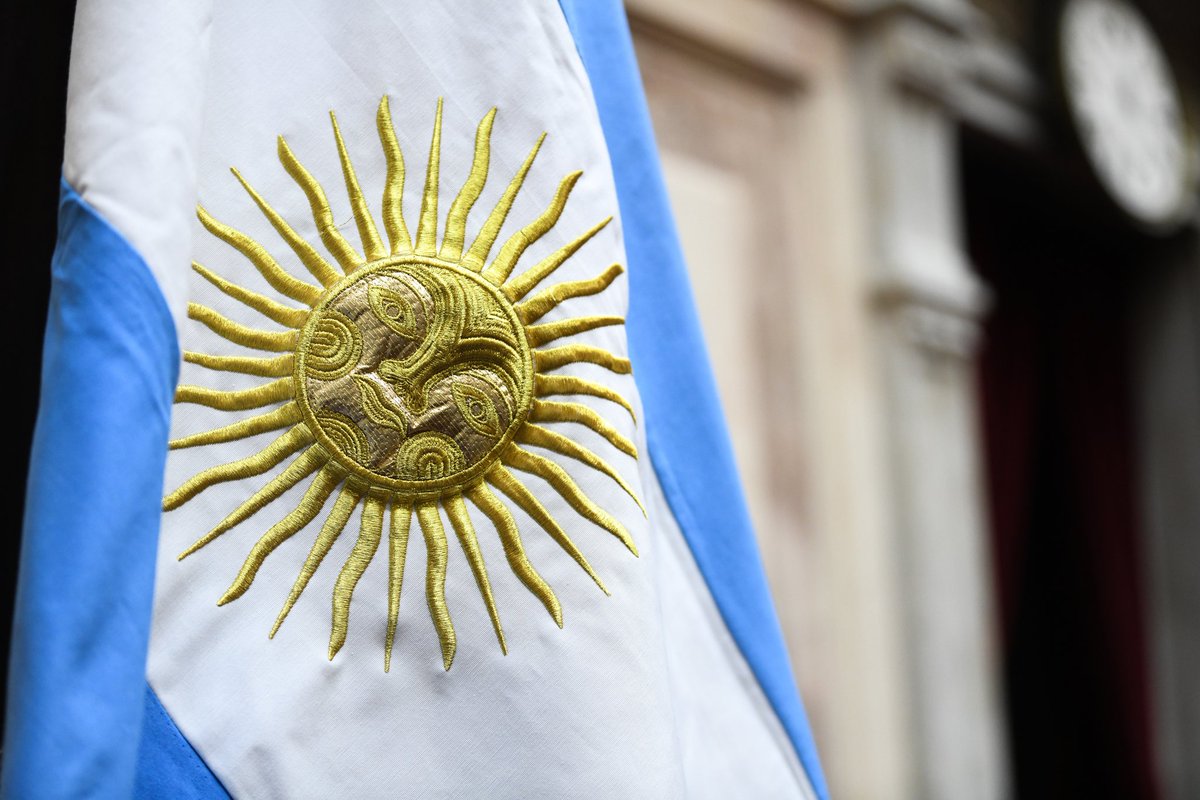 Frente a un gobierno cruel y soberbio que ajusta sin límites, castiga a las provincias y atropella derechos, vamos a plantarnos una vez más en el Congreso para defender la democracia, el federalismo y la dignidad del pueblo argentino.
Mañana tenemos Sesión Especial para tratar 👇