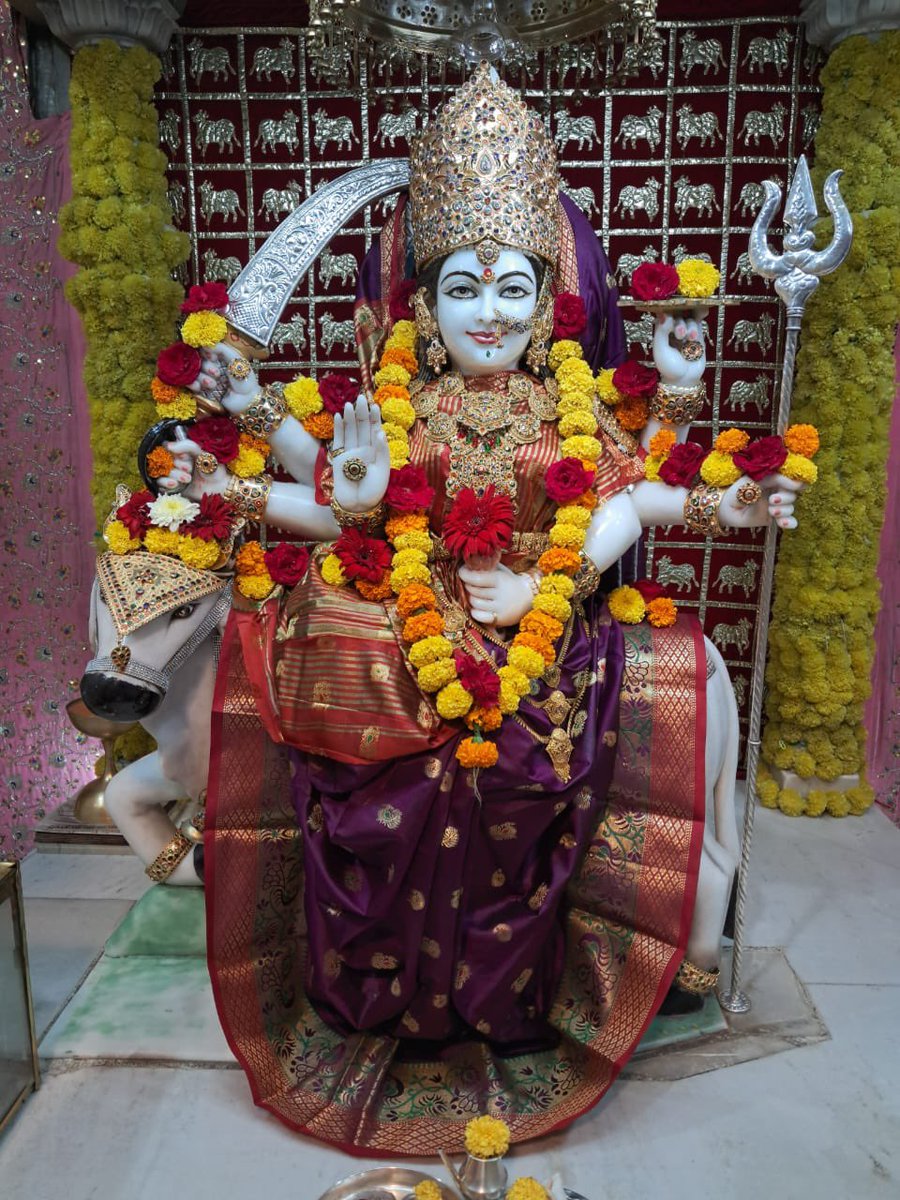 🙏🌹सुप्रभात दोस्तो 🌹🙏
       🙏🌹जय उमिया मात की🌹🙏
 🙏🌹आज  के दर्शन गठिला मंदिर🌹🙏
    🌹जय हो महाकाल भोले नाथ की🌹
🌹🌹🌹🌹🌹🌹🌹🌹🌹🌹🌹🌹