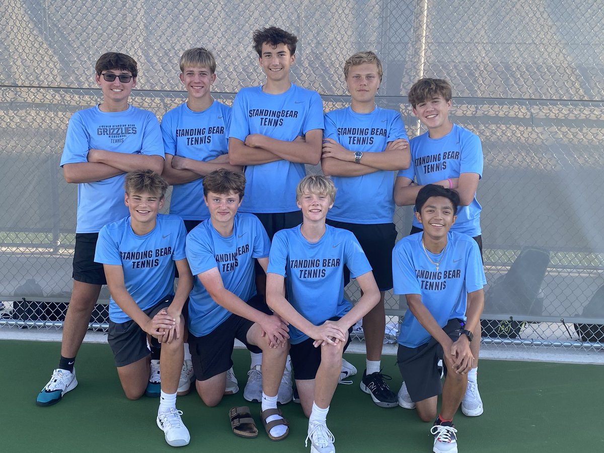 LSBTennis1's tweet image. Congratulations to the Boys reserve team on defeating LHS 9-0!