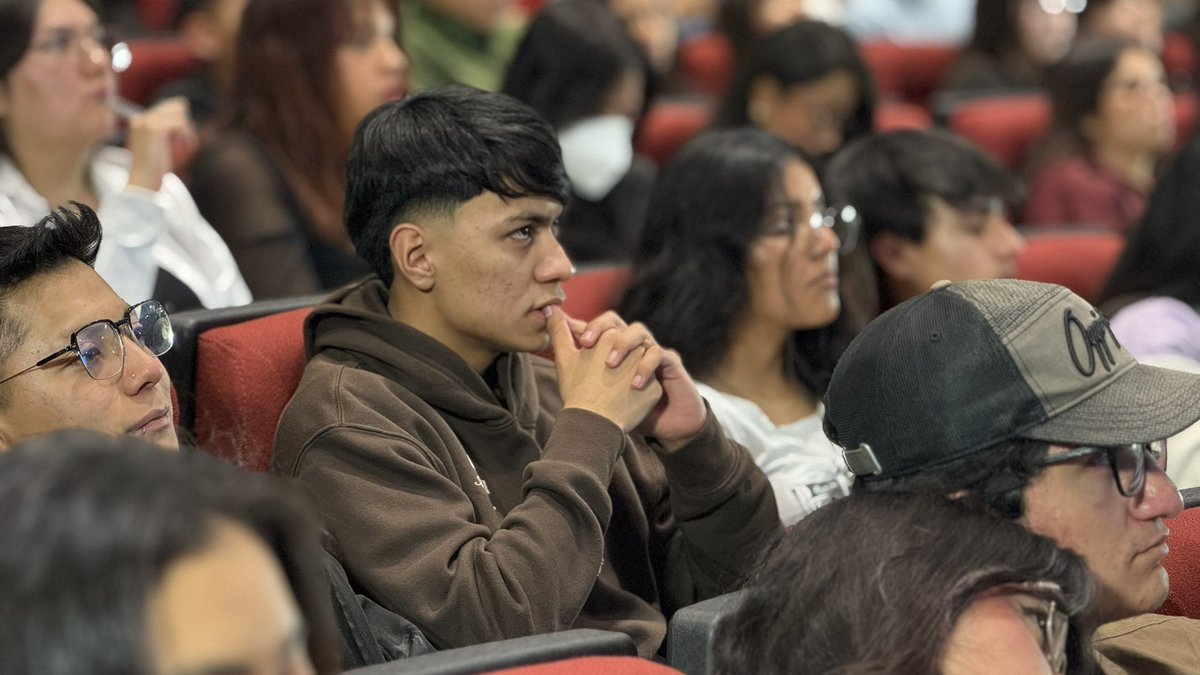 Durante su participación en la Semana de Energía y Movilidad (<a href="/UPIEM_IPN/">Unidad Profesional Interdisciplinaria de Energía y</a>), el director de la Conuee, Israel Jáuregui, destacó la importancia de las políticas y acciones para enfrentar el cambio climático, promover la #TransiciónEnergética  y fortalecer la sustentabilidad