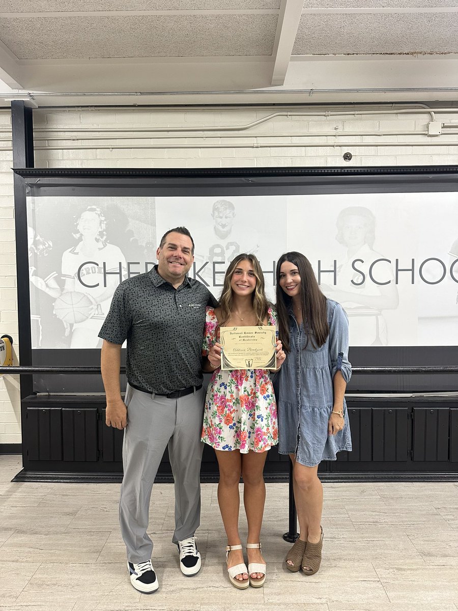 Addisonbendz12's tweet image. Tonight I was officially inducted into the National Honors Society! I’m so honored and excited to be part of such an amazing program and can’t wait to see all the opportunities ahead!!

@TroyTrojansWSOC 
@ImYouthSoccer 
@ECNLgirls