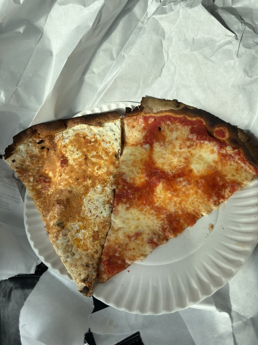 Vodka/plain. Joe and Pat’s. Victory Blvd. Staten Italy, NY. #pizza #nyc