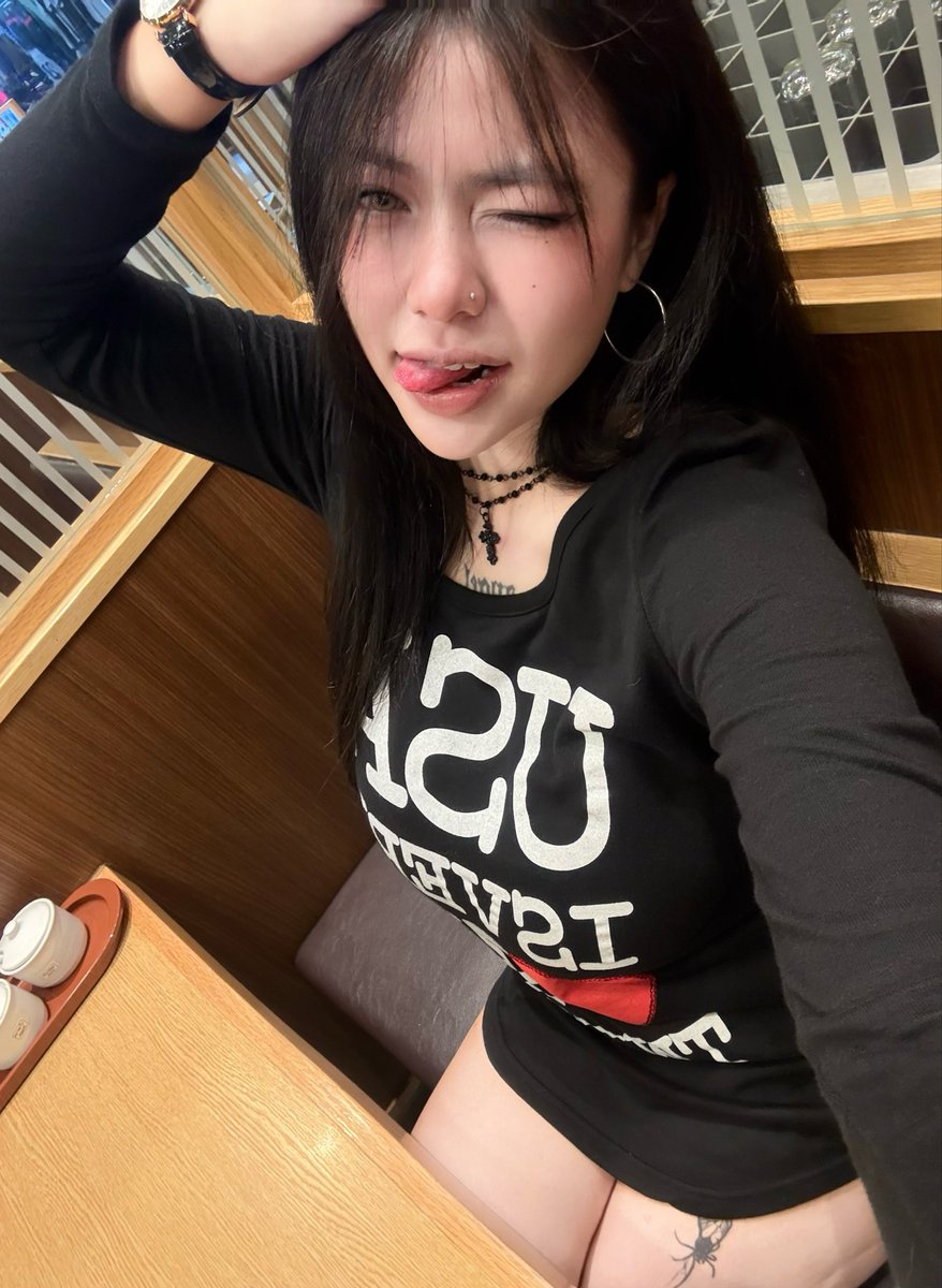 jayrohm's tweet image. ดื้อมั้ยอะ ไม่ดื้อก็ไม่ดุ 🤧