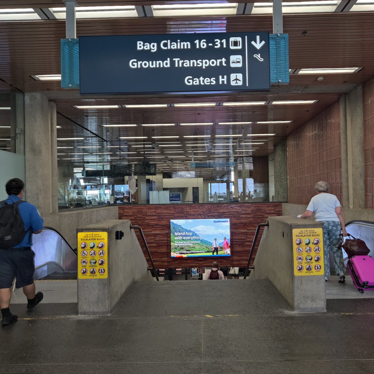 🏝️🍍🥥 Home sweet home. 🤙

<a href="/SouthwestAir/">Southwest Airlines</a>