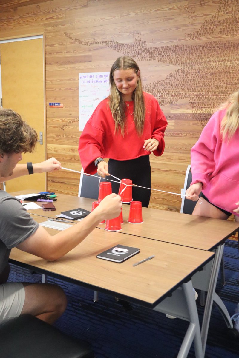 GatorsExp's tweet photo. In Session 4 of GatorsLead Teams, we strengthened team chemistry and learned how to navigate conflict by reflecting, connecting, and having fun together π€βΌοΈ
#GatorsLeadπ https://t.co/BvdGLL5aM4