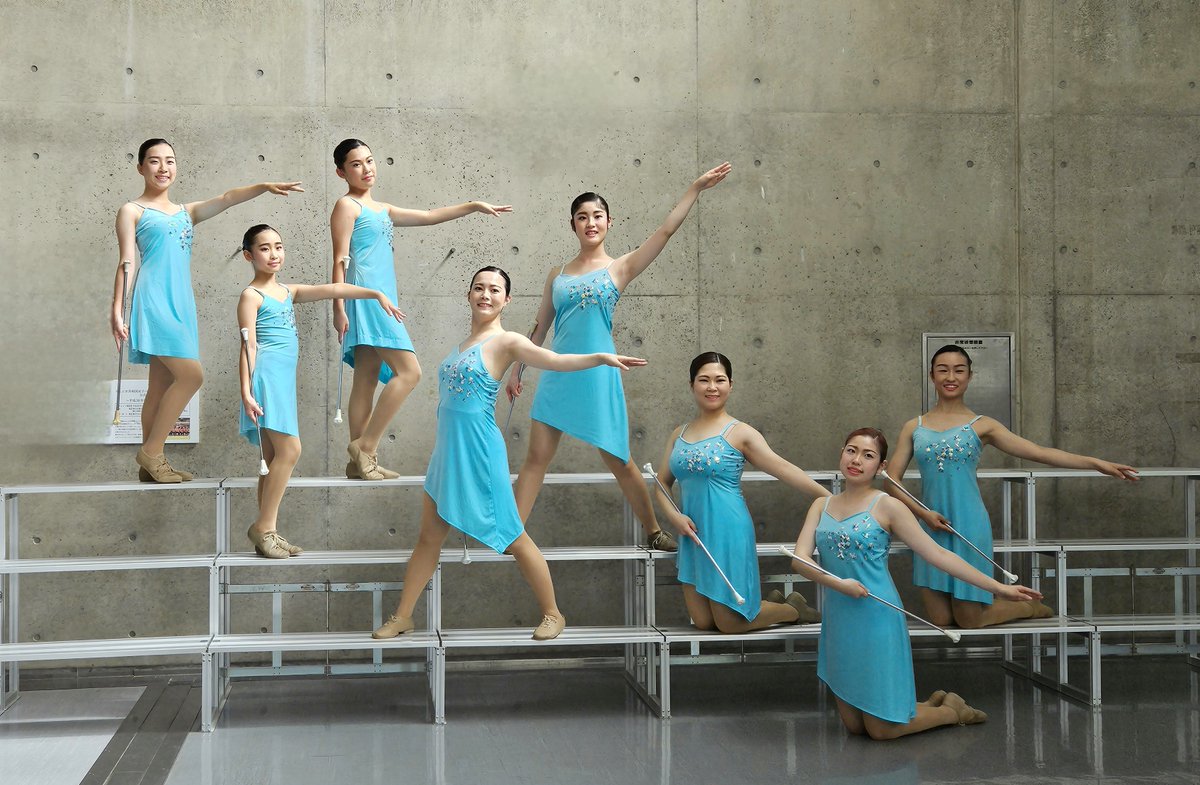 m★STAR岡山
バトンの技術と共に、優しく強い心を磨いていくことを目的として、地域のイベントや大会参加等幅広く活動し全国大会へ出場、個人種目も全日本選手権や国際大会で活躍しています。
キラキラ輝くバトンのように、ひとりひとりが光輝ける「今」そして「未来」に向かって歩んでいます。