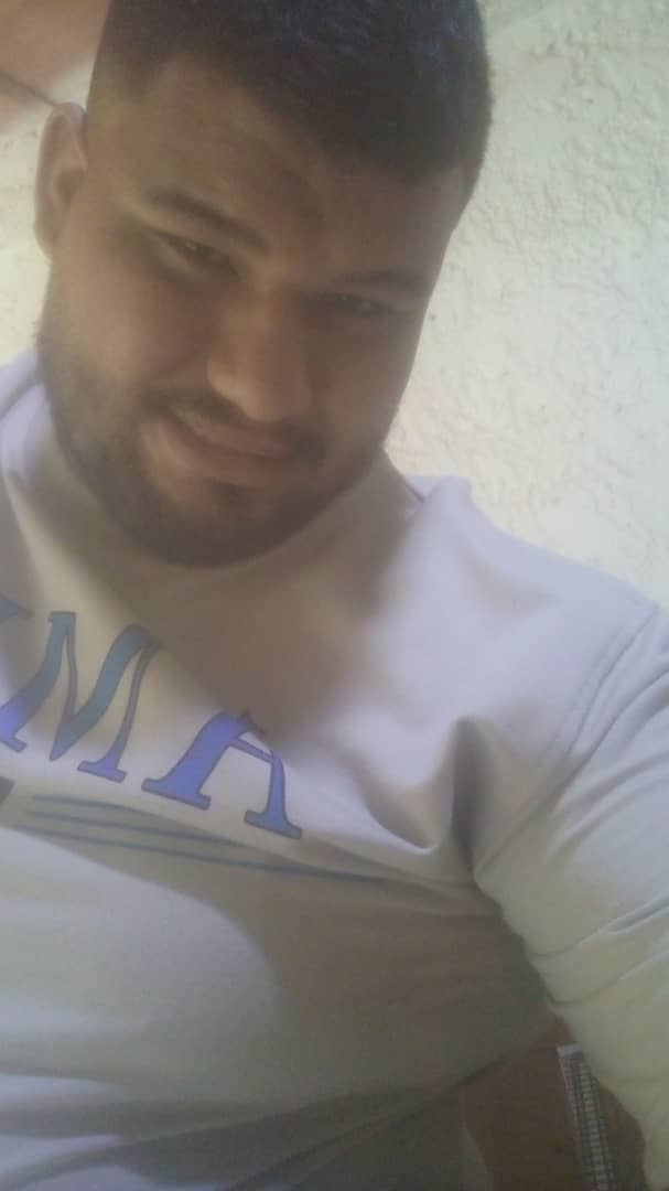 iosmardyn's tweet image. Buenas noches 😎🐼🍔