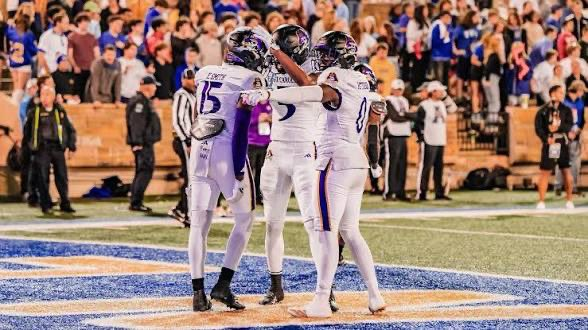 CountyPolk's tweet photo. 🏈Recruiting News🏈
Lake Wales '26 DB Myrone Jean was pretty much unknown coming into the season. He has played himself into a P4 prospect. 6'3 with the speed and length of a Gazelle. Today he was offered by East Carolina https://t.co/Oym4GDmfjJ