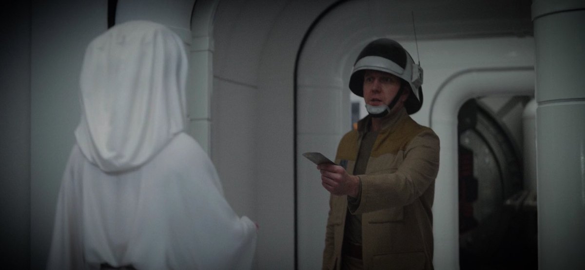 QuiGonJenna's tweet image. The tonal shift throughout Rogue One’s final moments from despair &amp;amp; sadness to shock &amp;amp; fear to hope &amp;amp; excitement is beautiful every single time I watch it.