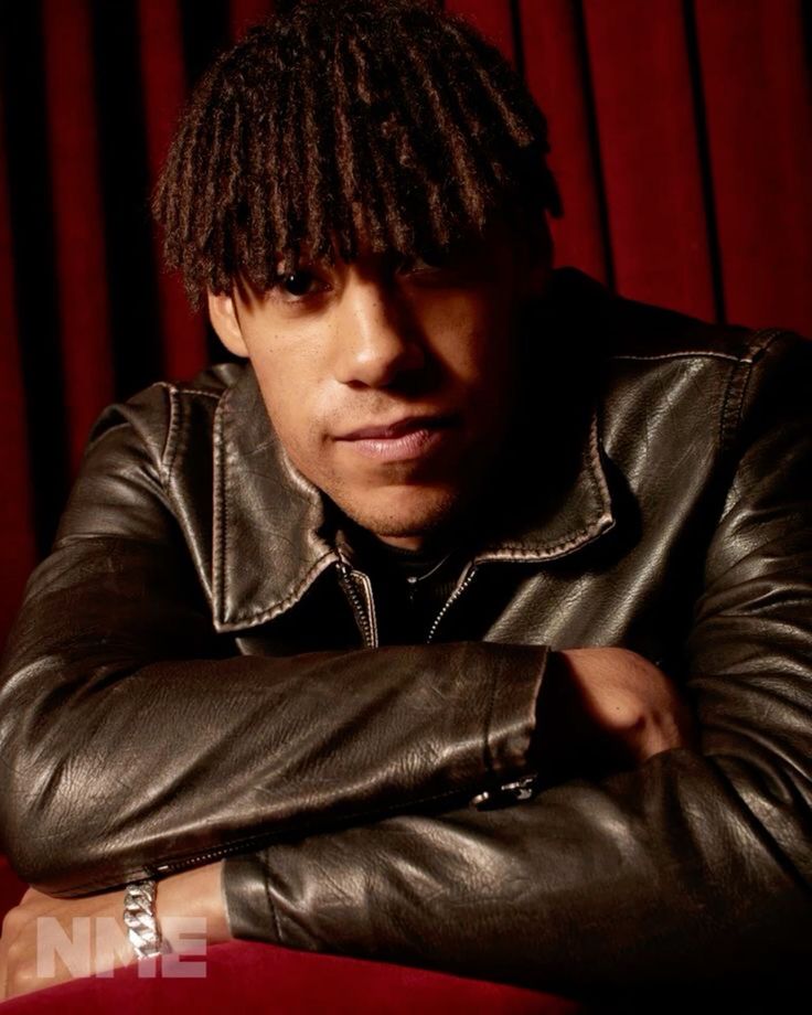 Happy 26th Birthday to the soul of Inhaler Josh Jenkinson ❤️🎂